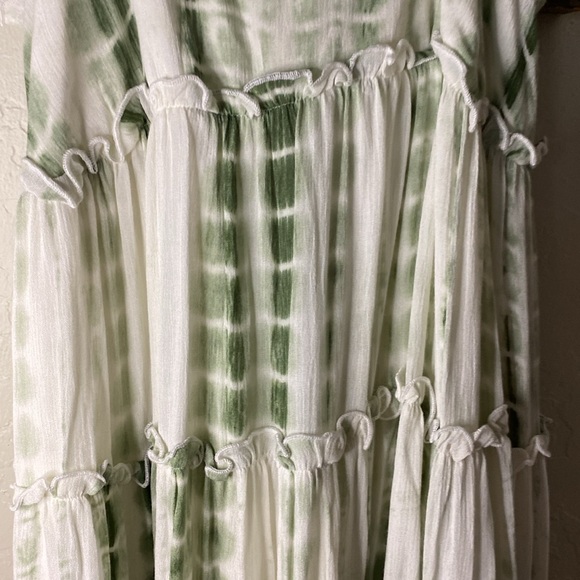 HOSTESS PICK!! Women’s NWOT Tyedye Ruffled Sundress - Picture 5 of 10